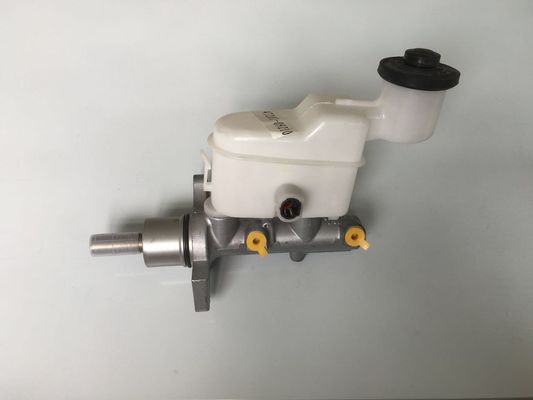 47201-09210 47201-09240 FITS TOYOTA 47201-09210 Lục phụ xi lanh, chủ phanh 47201-09210 Lục chủ phanh FITS TOYOTA Hilux Vigo Nam Phi KUN25