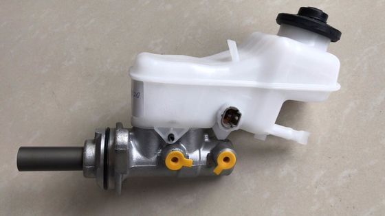 47201-12B20 47201-09680 47201-09331 FITS TOYOTA 47201-12B20 2ZRFE Phân đoàn xi lanh chủ phanh 47201-12B20 Fit FITS TOYOTA Corolla