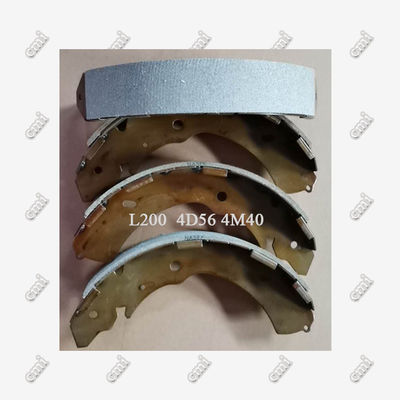 Má phanh tang trống Mitsubishi L200 4600A106 4600A122 Pick Up DV26 4D56 4M40